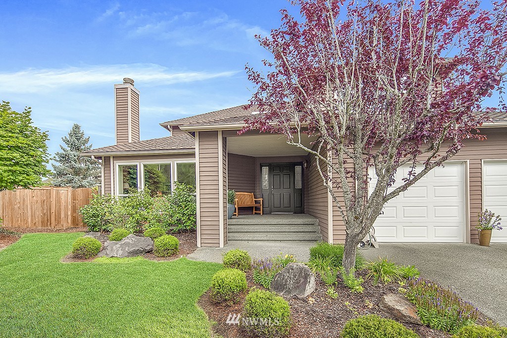 4606 Northeast 18th Street Renton, WA 98059 - Photo 2 of 25 Gallery Image 2
