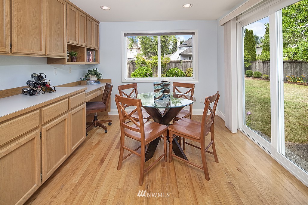 4606 Northeast 18th Street Renton, WA 98059 - Photo 13 of 25 Gallery Image 13