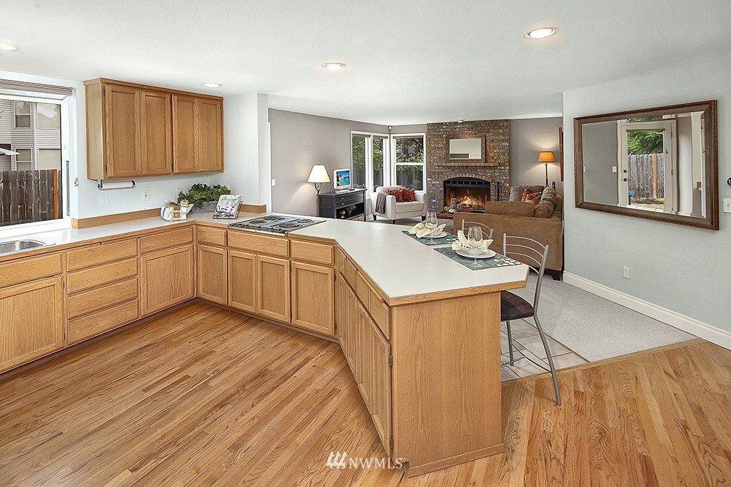 4606 Northeast 18th Street Renton, WA 98059 - Photo 14 of 25 Gallery Image 14
