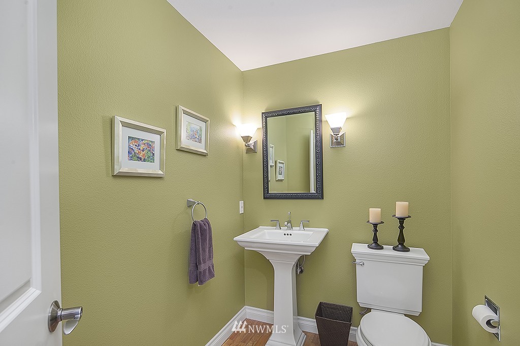 4606 Northeast 18th Street Renton, WA 98059 - Photo 16 of 25 Gallery Image 16