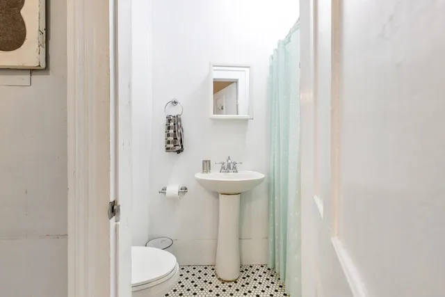 $449,000 | 930 East Pearl Street, Monticello, FL 32344