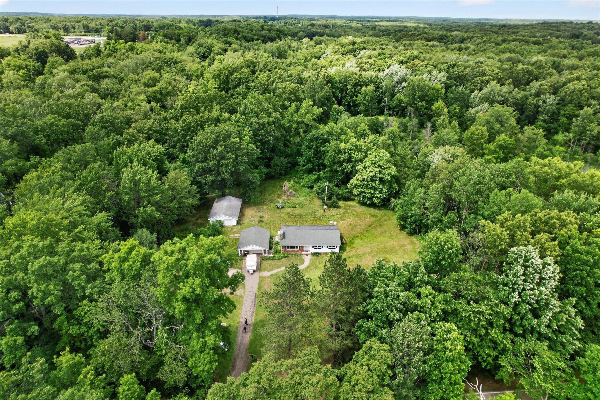 7836 Cuff Road Jackson, MI 49201 - Photo 33 of 43 48-7836-Cuff-Rd-WindowStill-Photography