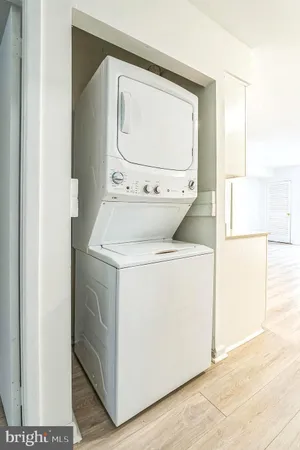 $1,700 | 4616 Silverwood Street, Unit 1, Philadelphia, PA 19128