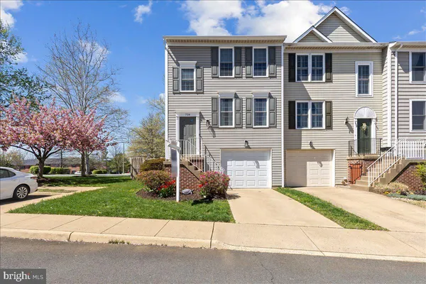 $559,000 | 734 Hetzel Terrace Southeast, Leesburg, VA 20175