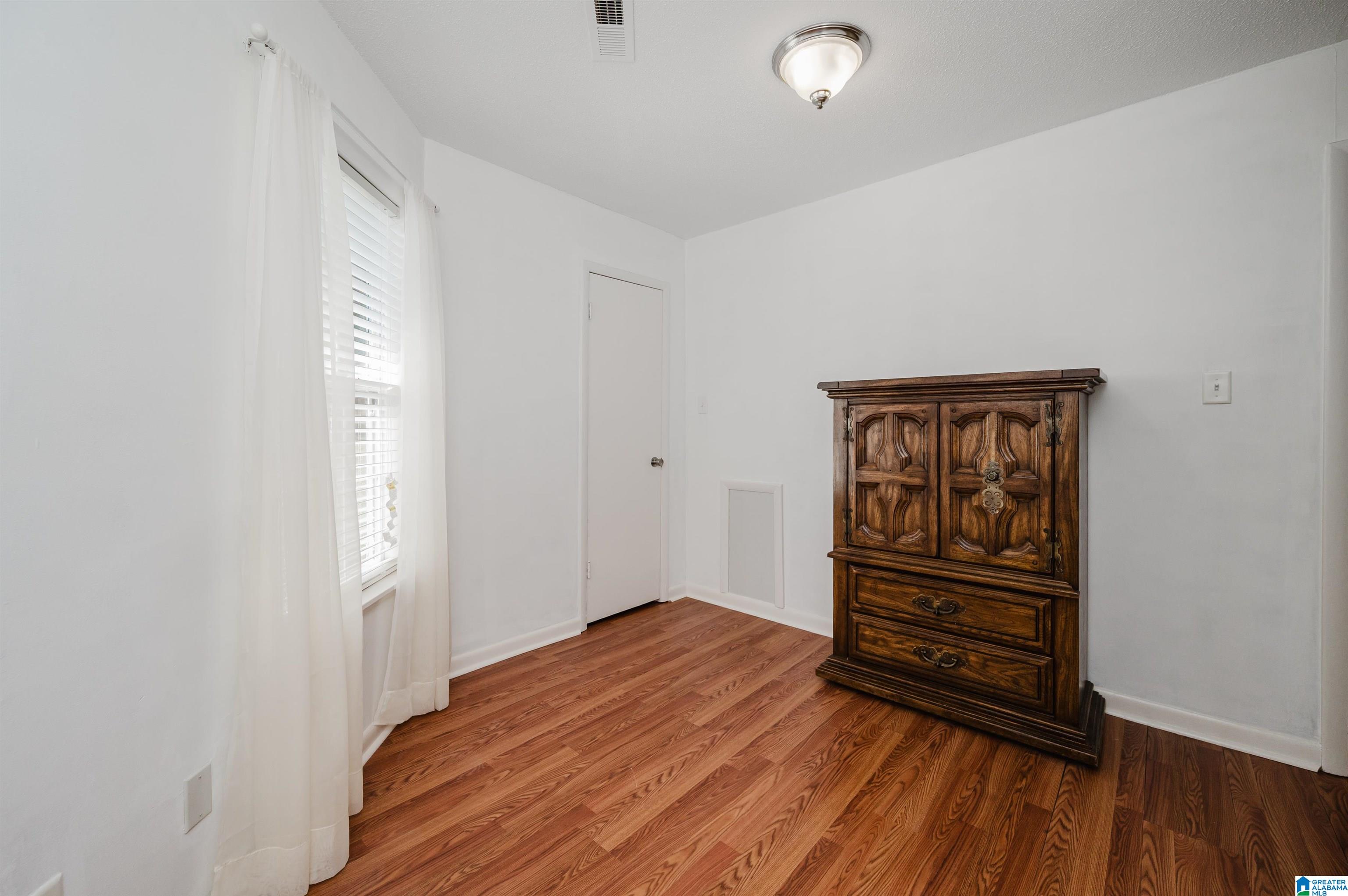 300 3rd Avenue West Oneonta, AL 35121 - Photo 21 of 33 Gallery Image 21