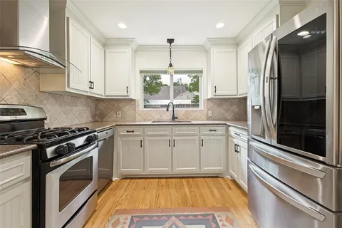 $599,000 | 9938 Losa Drive, Dallas, TX 75218