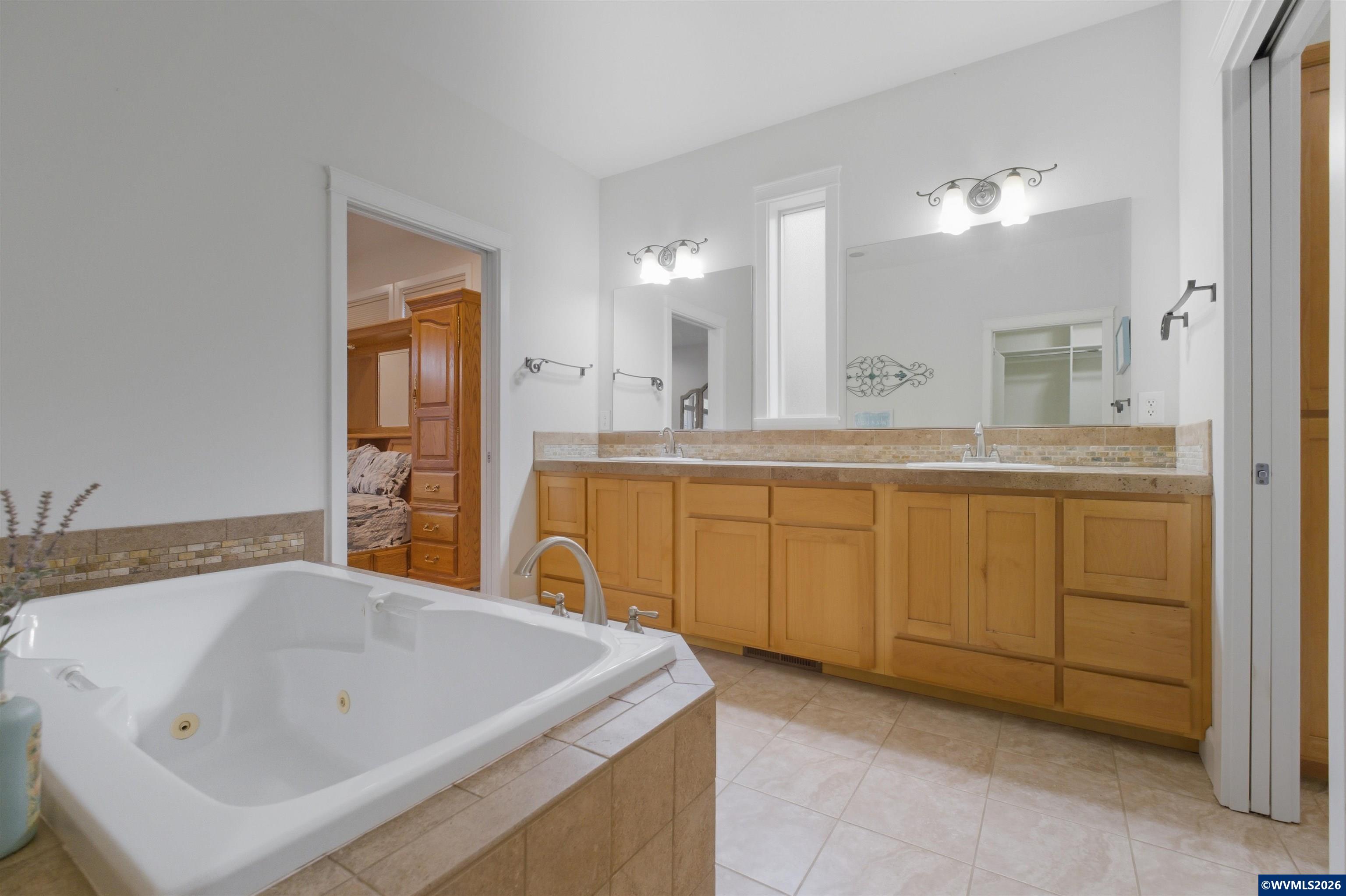 2697 Islander Avenue Northwest Salem, OR 97304 - Photo 26 of 50