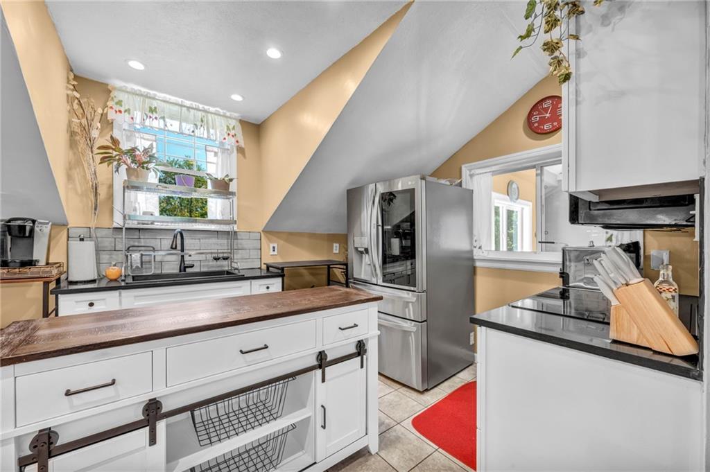 159 Murdocksville Road Clinton, PA 15026 - Photo 6 of 50 Gallery Image 6
