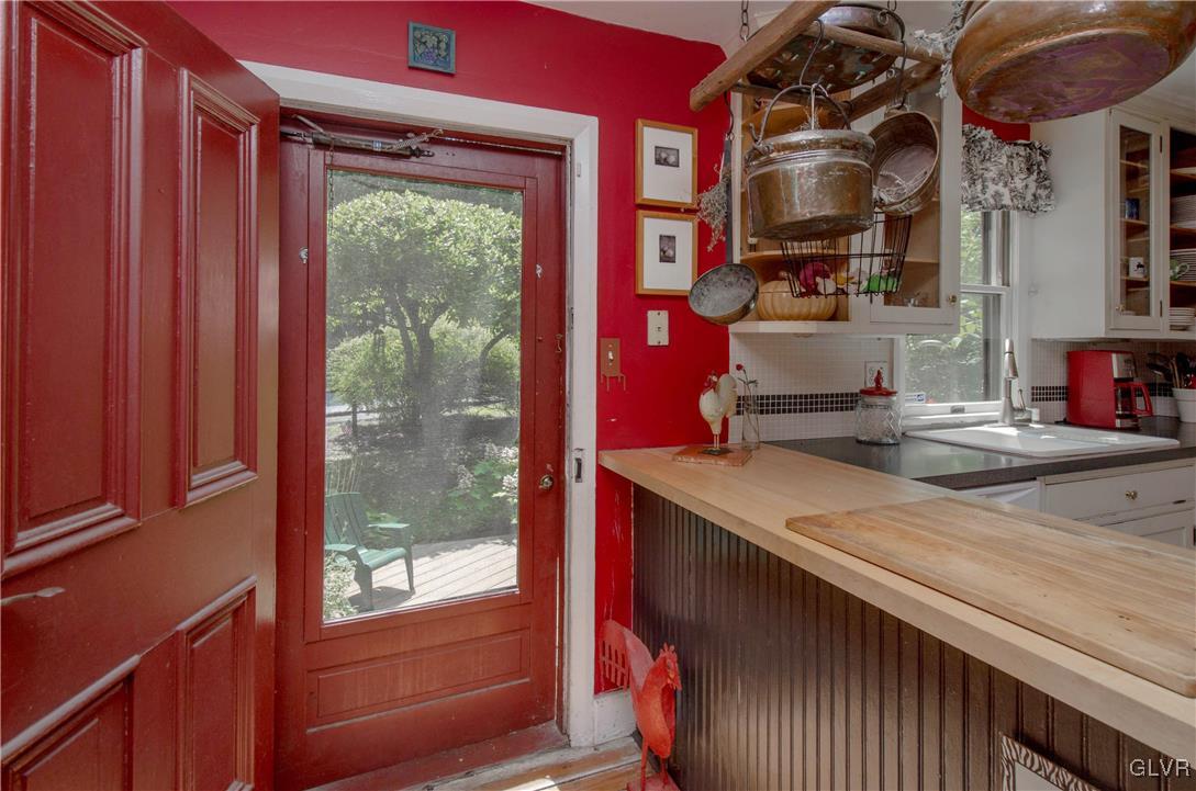 2671 Wassergass Road Hellertown, PA 18055 - Photo 14 of 29 Gallery Image 14