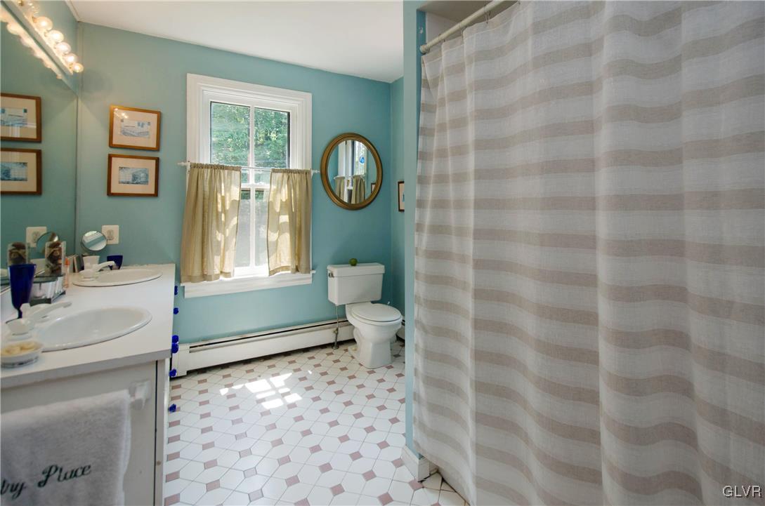 2671 Wassergass Road Hellertown, PA 18055 - Photo 17 of 29 Gallery Image 17