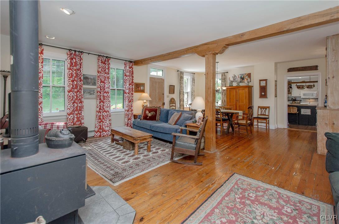 2671 Wassergass Road Hellertown, PA 18055 - Photo 9 of 29 Gallery Image 9