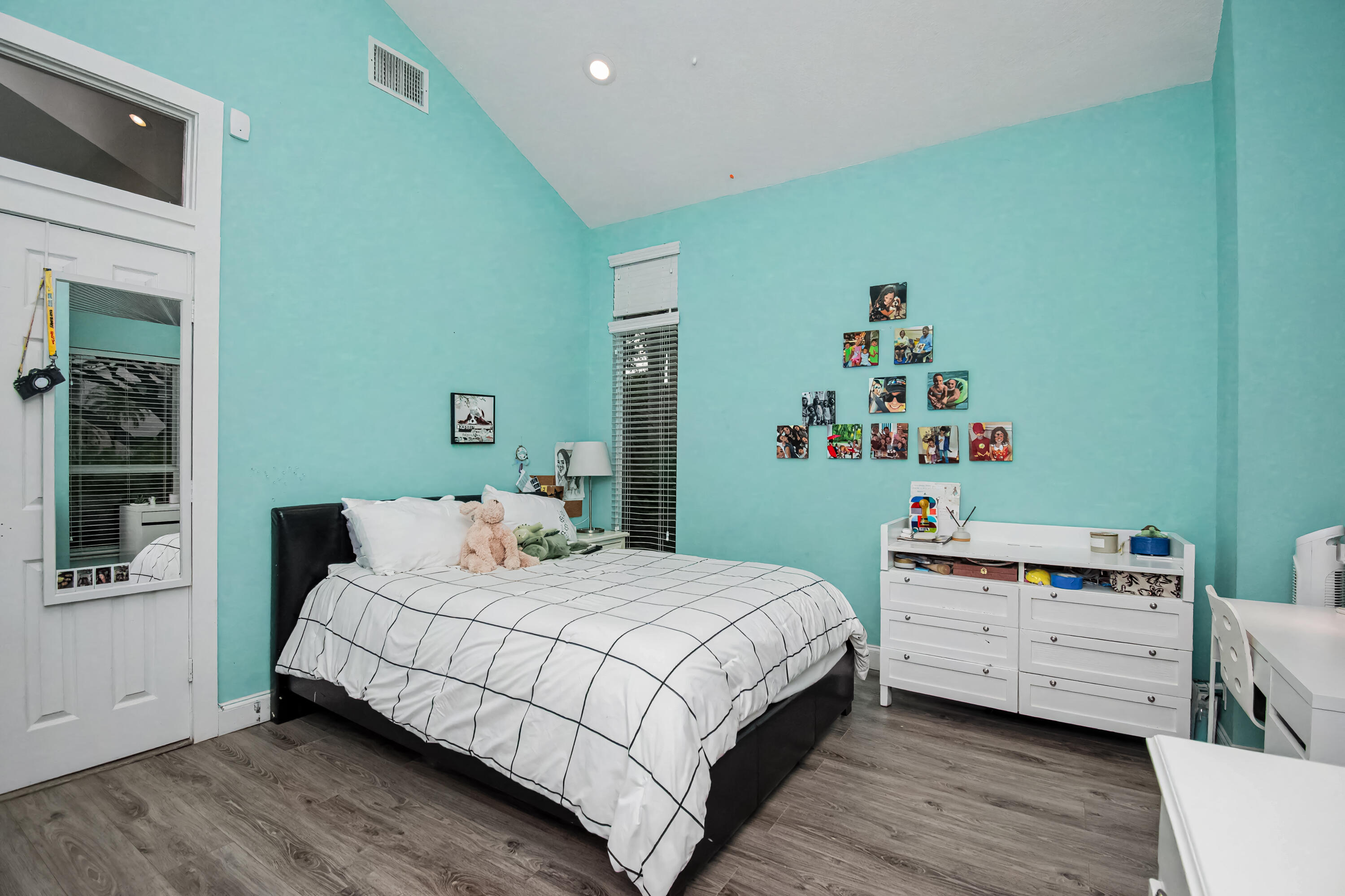 2653 Northwest 46th Street Boca Raton, FL 33434 - Photo 34 of 75 27FB1850-687C-4333-BD79-5AC220470E53