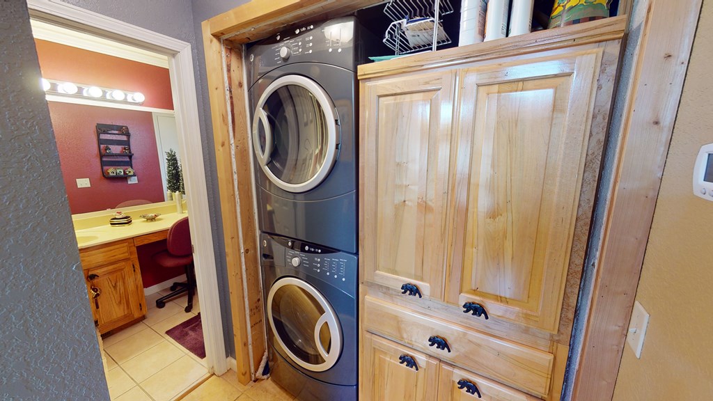 52 Bear Track Road Andrews, NC 28901 - Photo 13 of 38 a utility room with dryer and washer