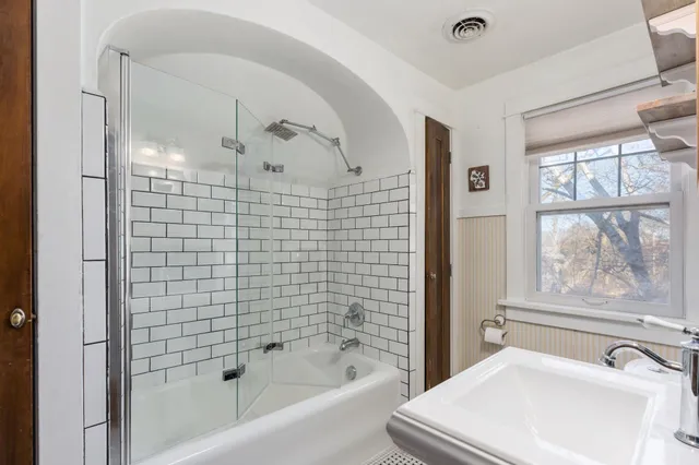 $600,000 | 2646 Park Madison Wi 53705, Madison, WI 53705