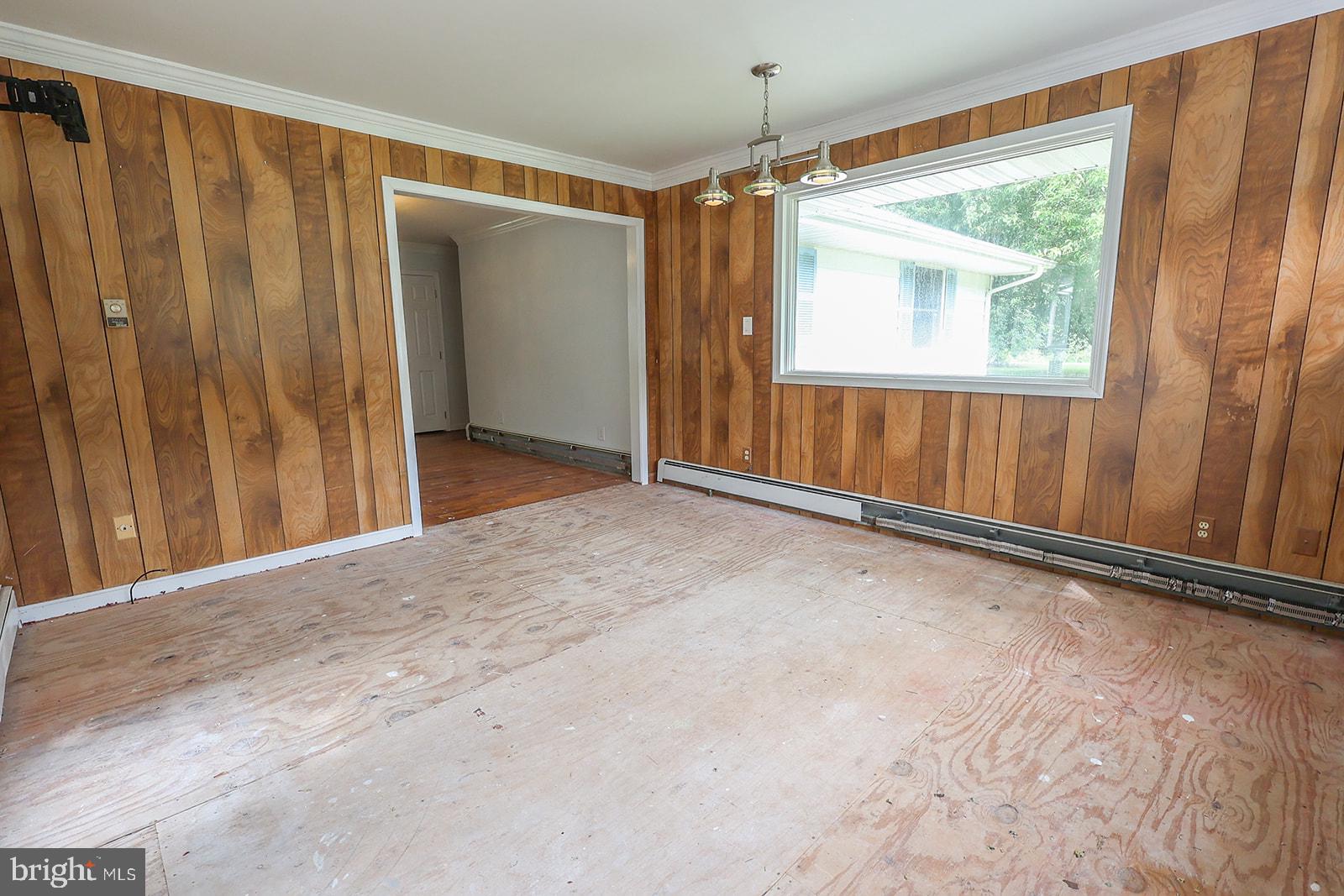 48146 Mallard View Lane St. Inigoes, MD 20684 - Photo 19 of 46 Spacious room with natural light.