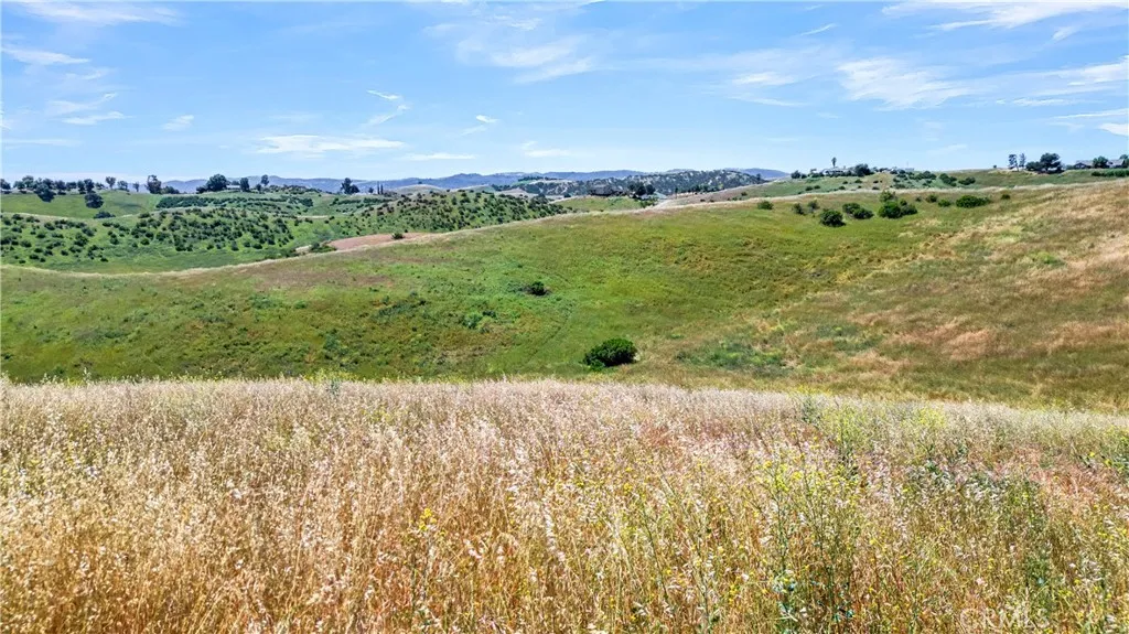 0 Nygren Road Paso Robles, CA 93446 - Photo 14 of 18 a view of a lake with a city