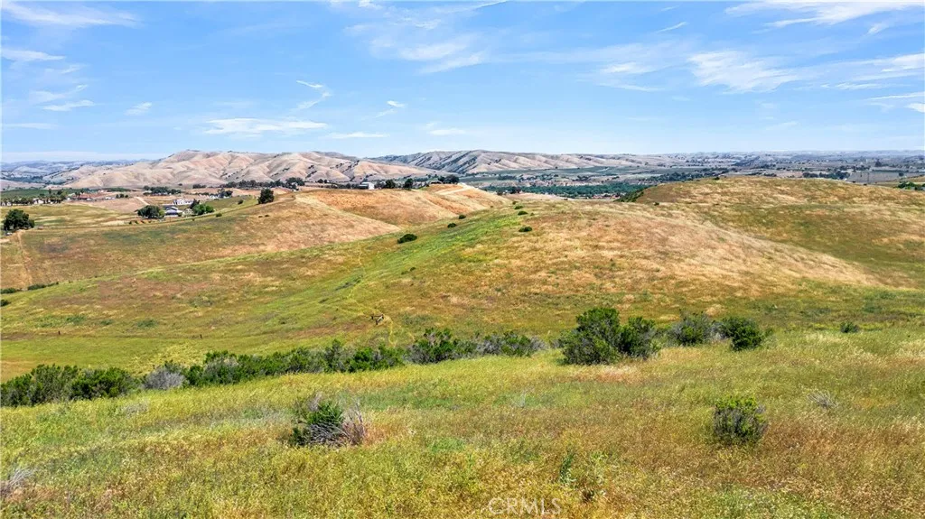 0 Nygren Road Paso Robles, CA 93446 - Photo 9 of 18 a view of an ocean
