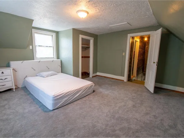 $249,900 | 516 West 8th Street, Cameron, MO 64429