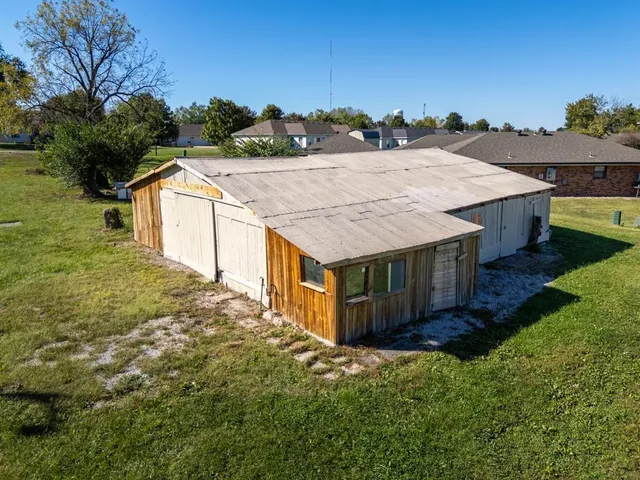 $249,900 | 516 West 8th Street, Cameron, MO 64429