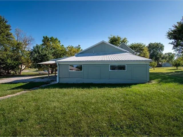 $249,900 | 516 West 8th Street, Cameron, MO 64429