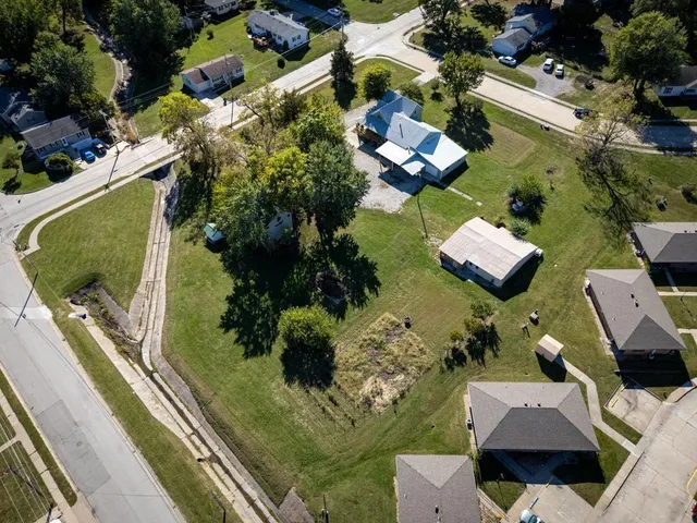 $249,900 | 516 West 8th Street, Cameron, MO 64429