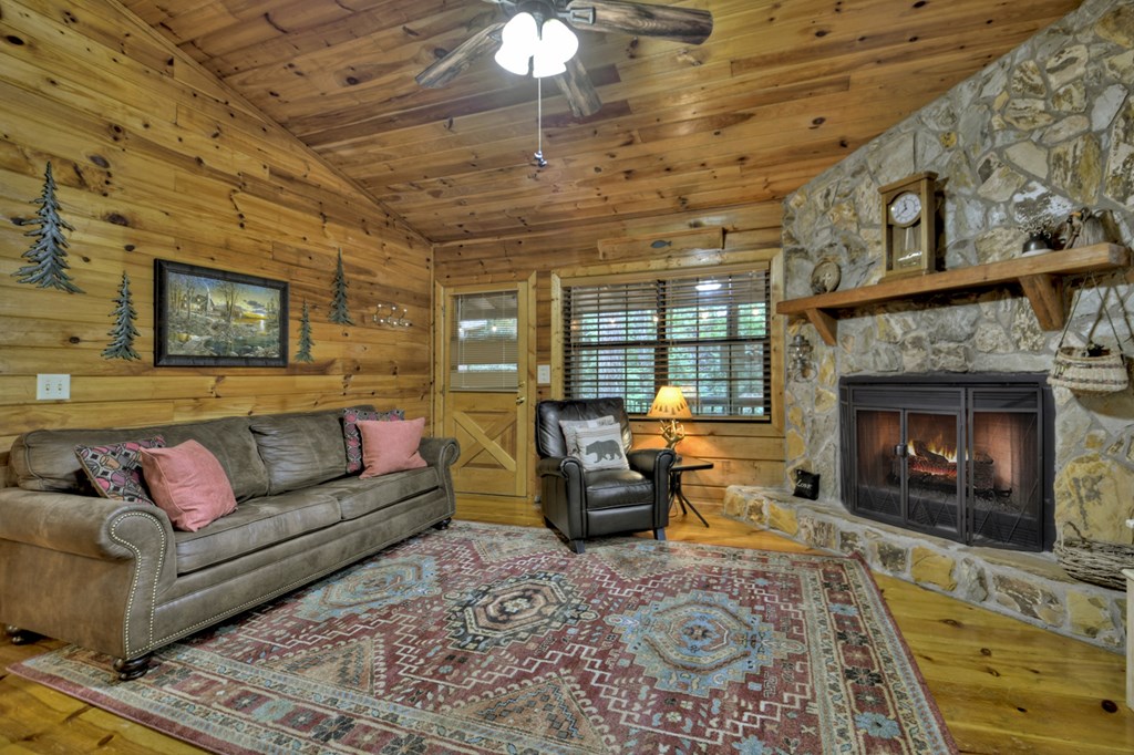 17 Chapman Lake Trail Blue Ridge, GA 30513 - Photo 22 of 35 Gallery Image 22