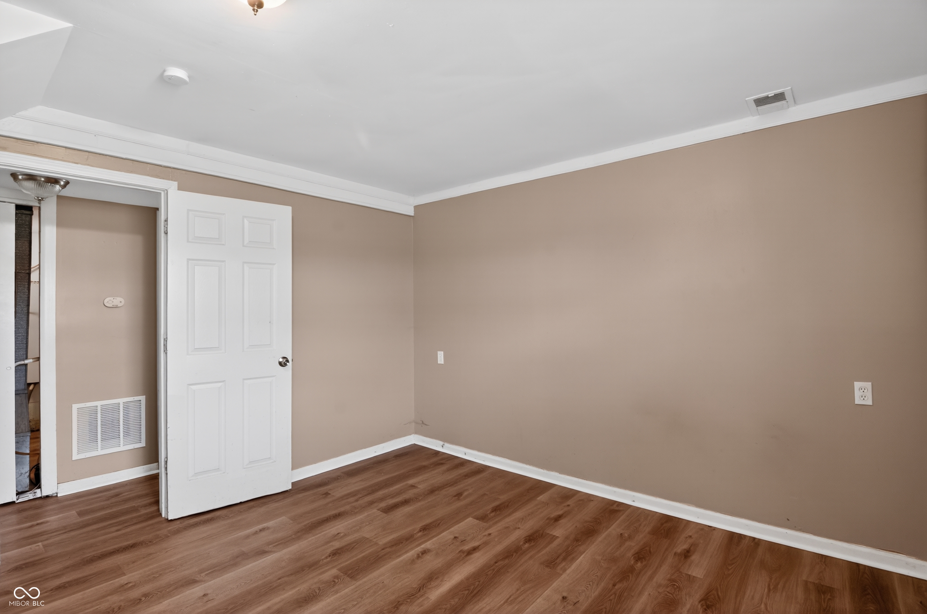 4231 Thompson Road Indianapolis, IN 46237 - Photo 30 of 40
