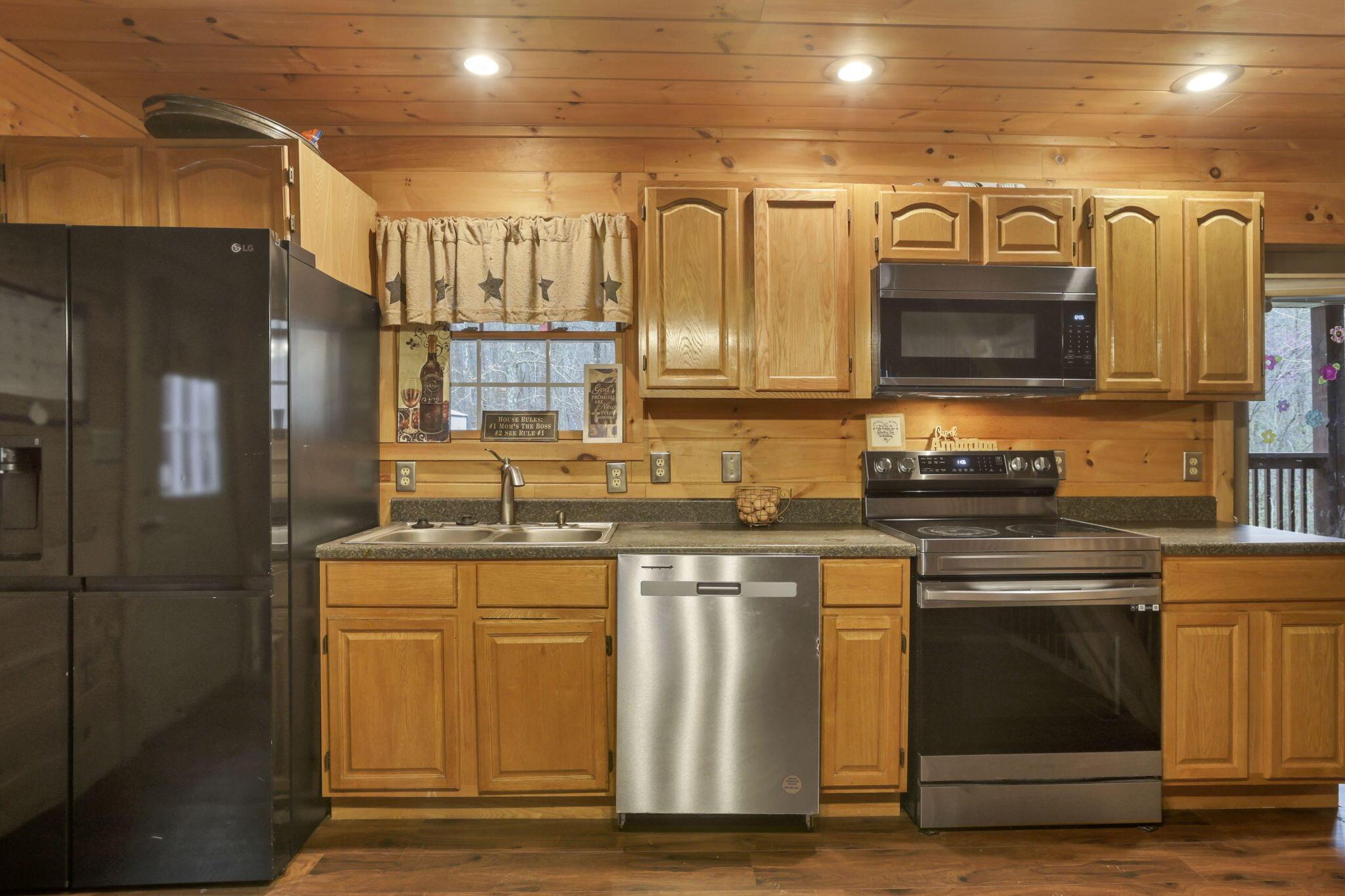 1335 Mingo Road Chillicothe, OH 45601 - Photo 14 of 48 16-web-or-mls-939A2712