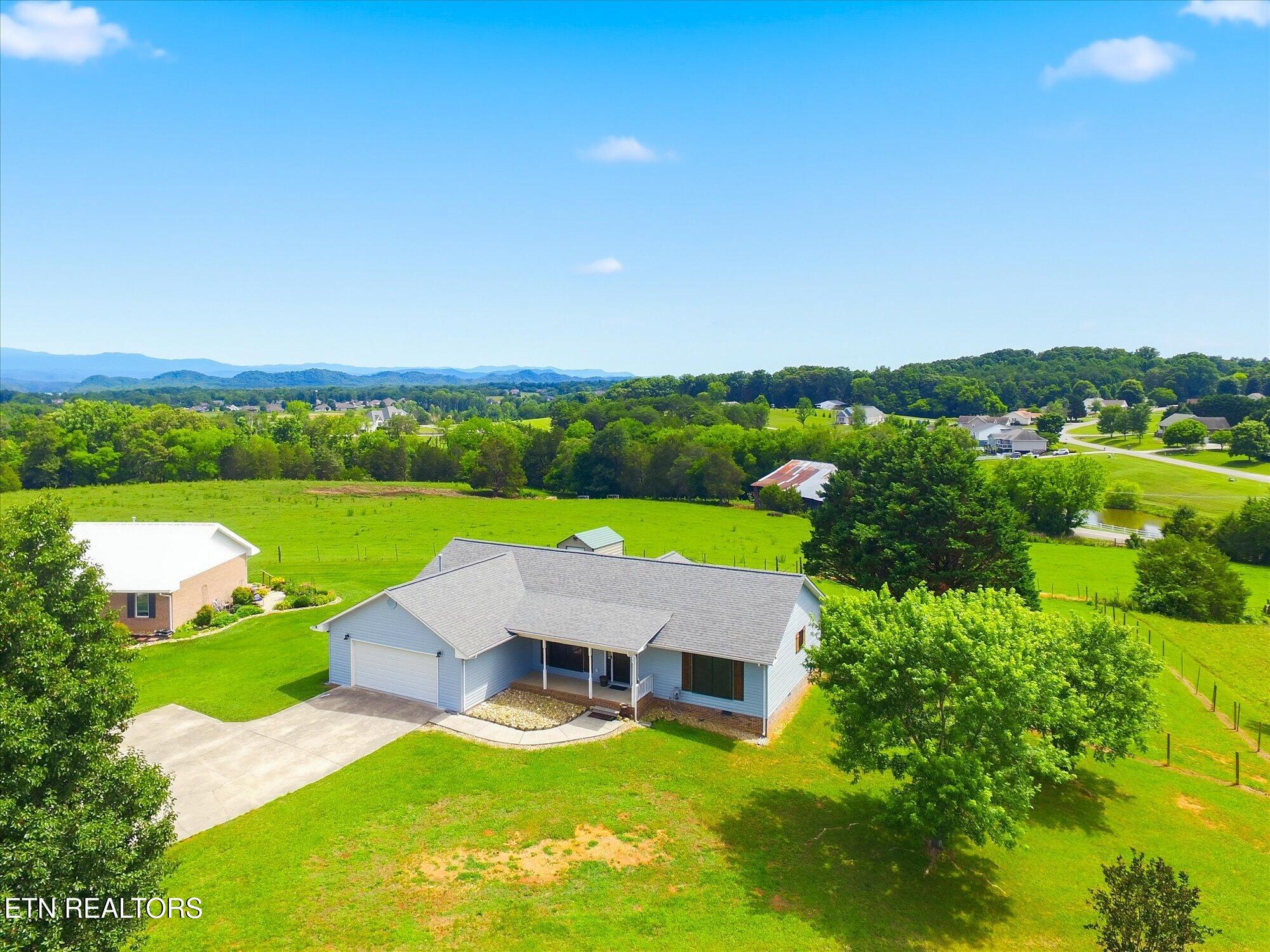 217 South Rolling Ridge Lane South Vonore, TN 37885 - Photo 27 of 35 27-217-Rolling-Ridge-LN-S-27