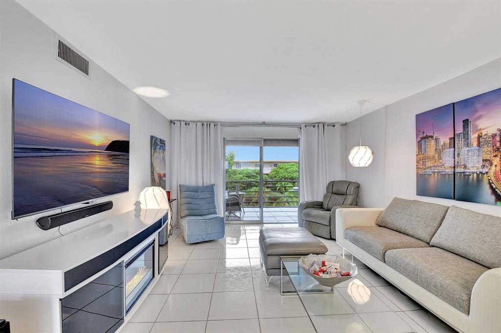 2615 Northeast 3rd Street, Unit 411 Boynton Beach, FL 33435 - Photo 13 of 64