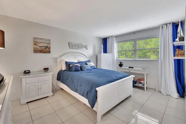 $174,900 | 2615 Northeast 3rd Street, Unit 411, Boynton Beach, FL 33435