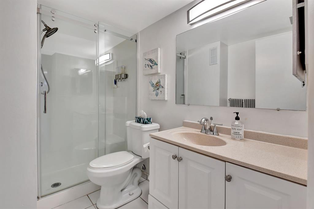 2615 Northeast 3rd Street, Unit 411 Boynton Beach, FL 33435 - Photo 22 of 64