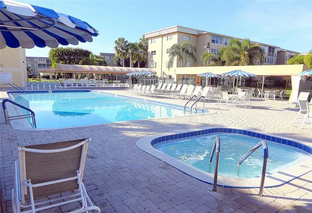 $174,900 | 2615 Northeast 3rd Street, Unit 411, Boynton Beach, FL 33435
