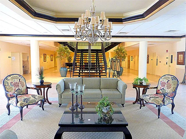 $174,900 | 2615 Northeast 3rd Street, Unit 411, Boynton Beach, FL 33435