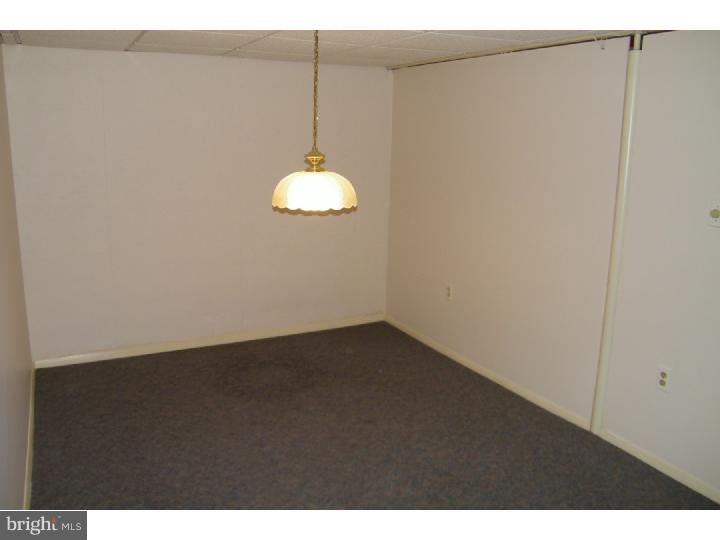 31 Raintree Drive Hamilton, NJ 08690 - Photo 23 of 25 Gallery Image 23