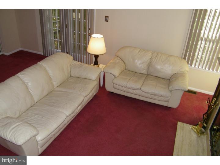 31 Raintree Drive Hamilton, NJ 08690 - Photo 8 of 25 Gallery Image 8