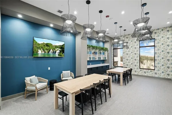 $2,625 | 3991 Northwest 82nd Avenue, Unit 1213, Hollywood, FL 33024