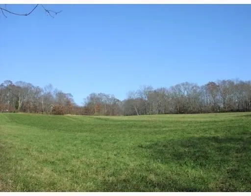$3,399,000 | 536 R Highland Road, Tiverton, RI 02878