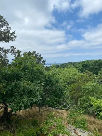 $3,399,000 | 536 R Highland Road, Tiverton, RI 02878