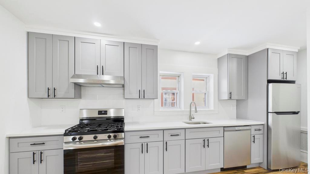 142-16 223rd Street Queens, NY 11413 - Photo 16 of 36