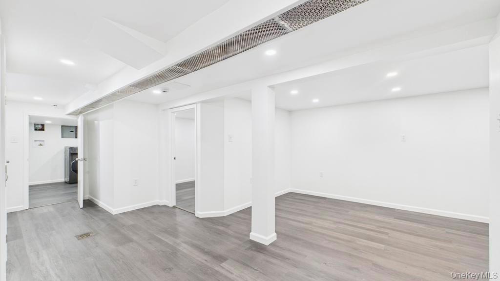 142-16 223rd Street Queens, NY 11413 - Photo 27 of 36