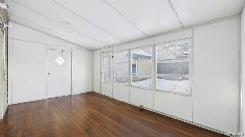 142-16 223rd Street Queens, NY 11413 - Photo 35 of 36