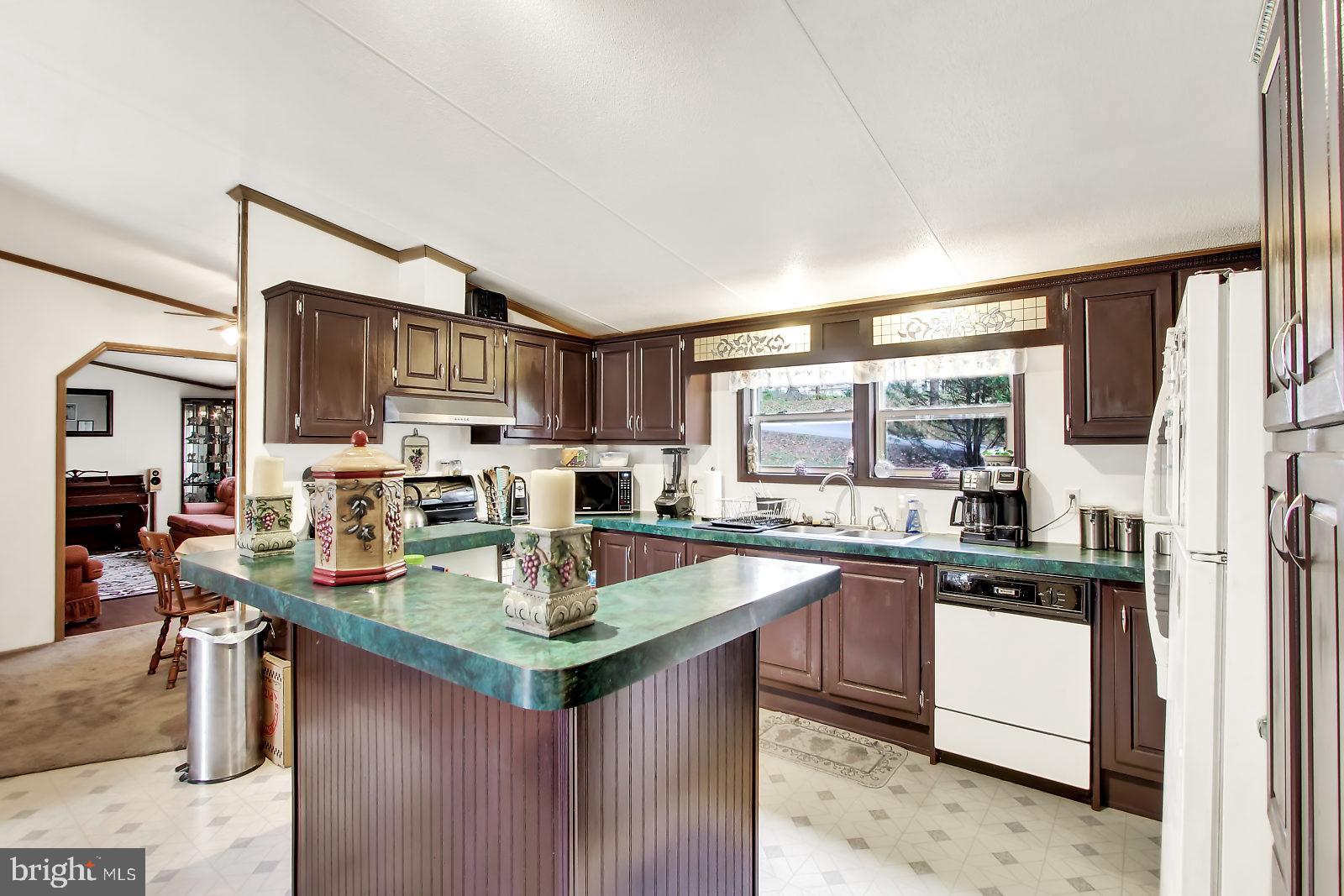 49 Clubhouse Road Delta, PA 17314 - Photo 4 of 26 Gallery Image 4