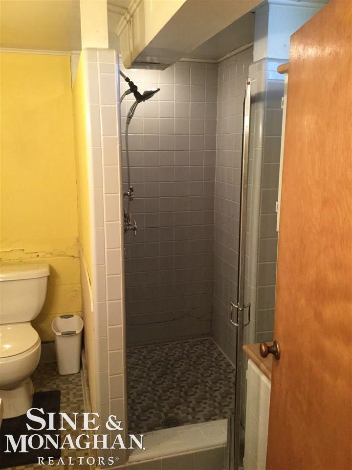 1082 Hampton Road Grosse Pointe Woods, MI 48236 - Photo 37 of 50