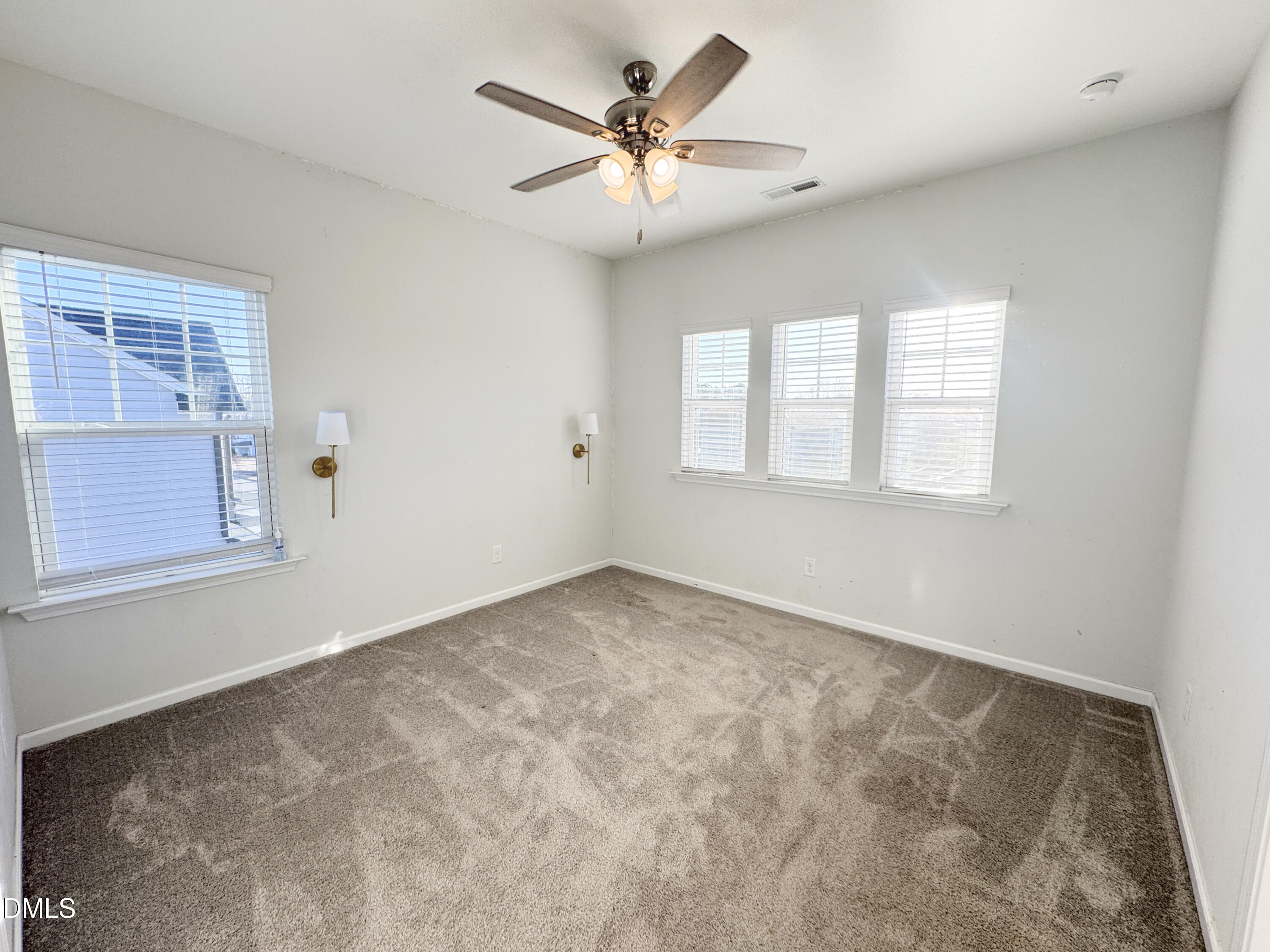 822 Tryon Palace Street Wake Forest, NC 27587 - Photo 27 of 37 822 Tryon Palace43