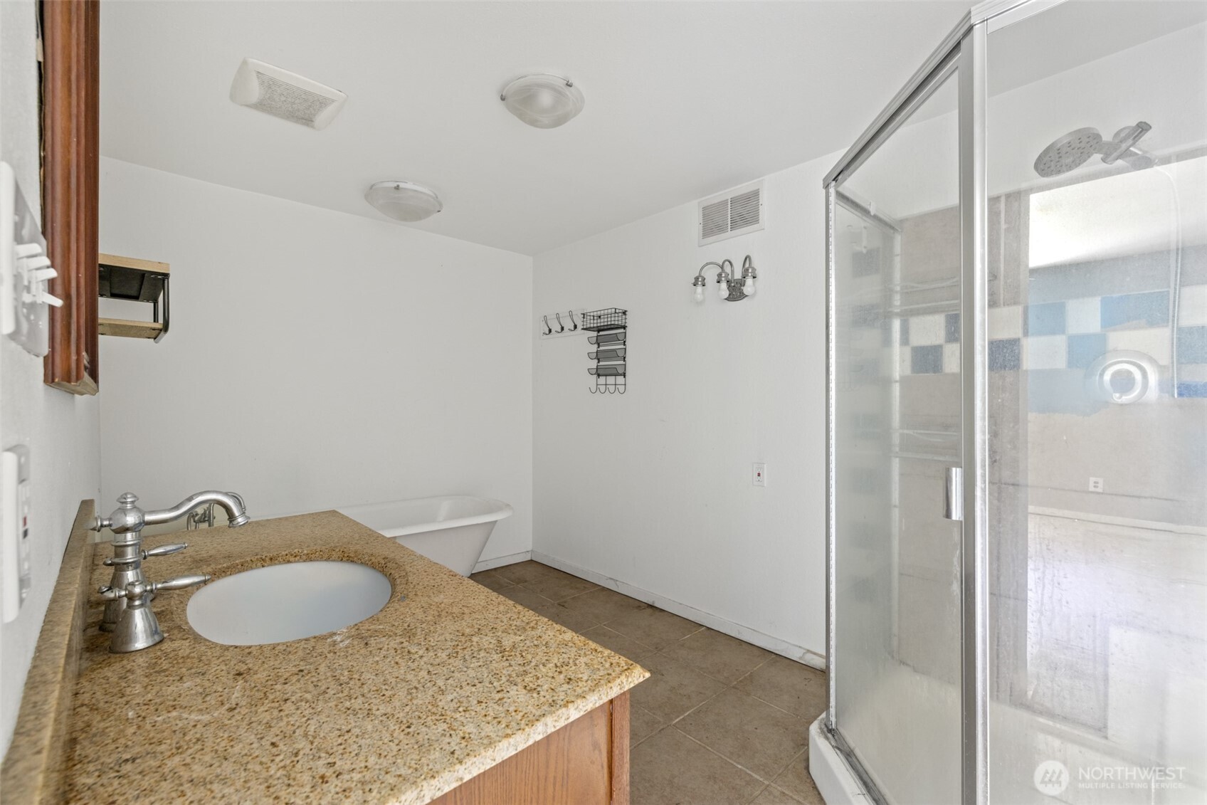 33 Baskins Road Port Angeles, WA 98363 - Photo 24 of 40
