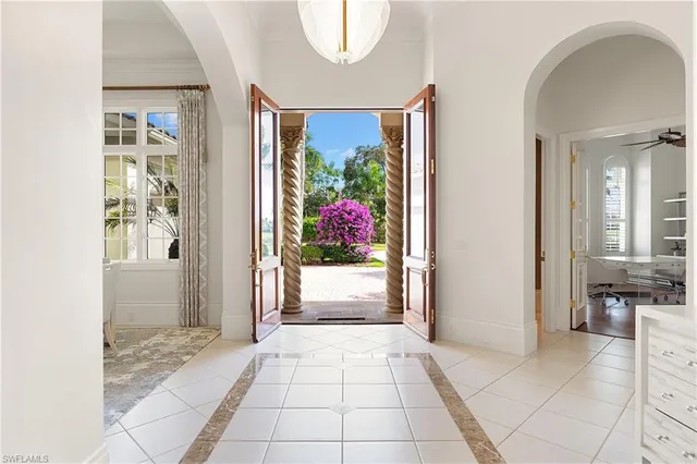 $4,300,000 | 1701 Venezia Way, Naples, FL 34105