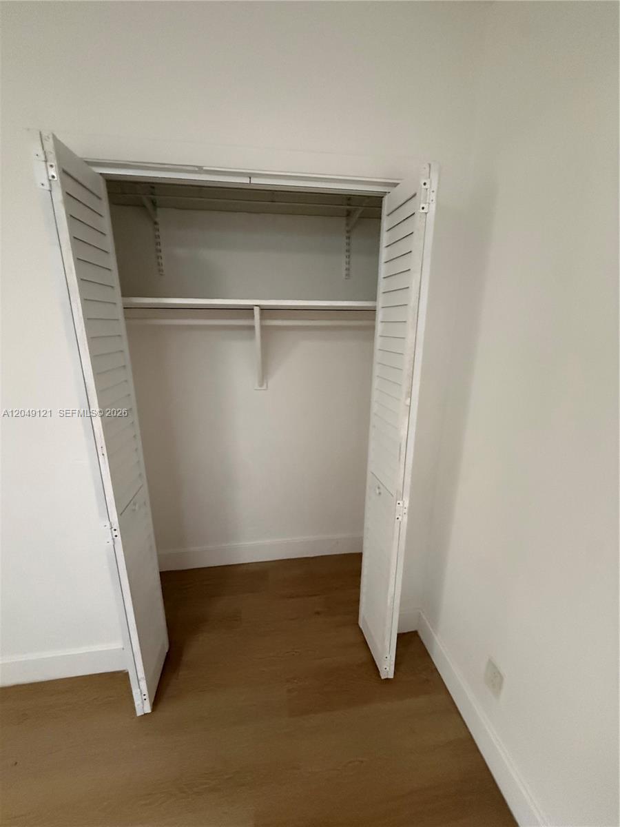469 Southwest 3rd Street, Unit 4 Miami, FL 33130 - Photo 8 of 15