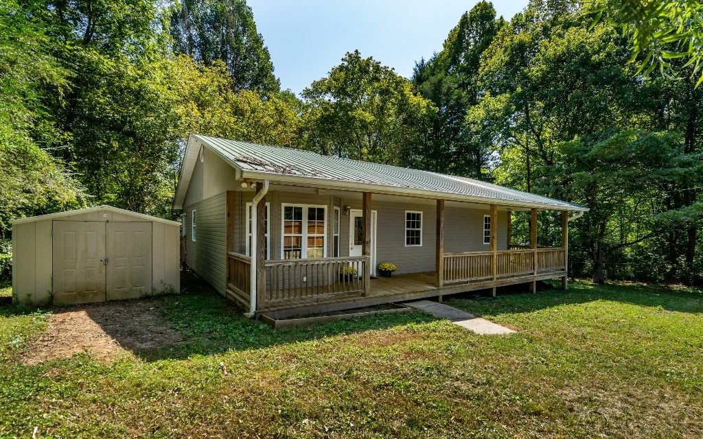 167 Ridge Street Blue Ridge, GA 30513 - Photo 1 of 1 Main View