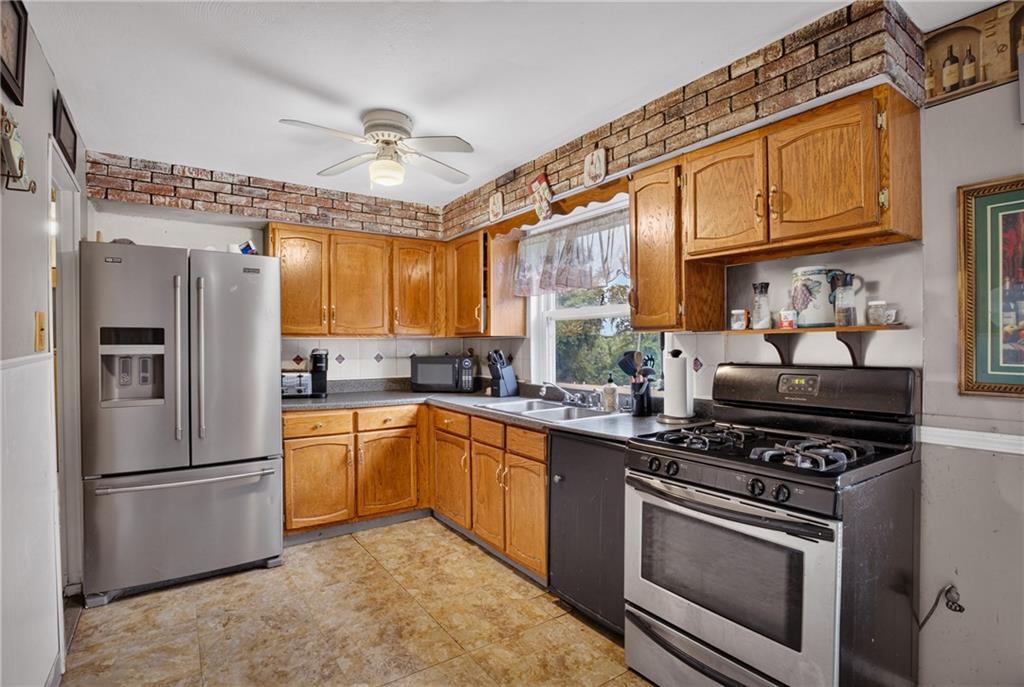 25 Highbury Road Cheswick, PA 15024 - Photo 10 of 35 Gallery Image 10